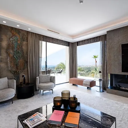 Absolute High End With Pool & Jacuzzi فيلة *