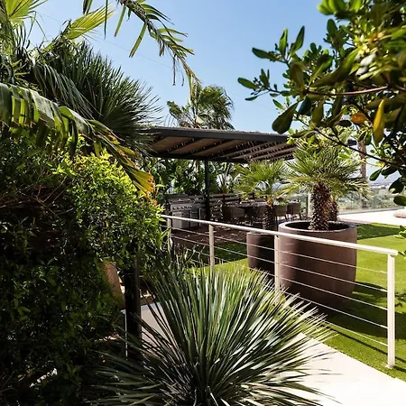 Absolute High End With Pool & Jacuzzi * ماربيا